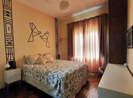 Casa inteira com garagem no centro histórico!, pet-friendly hotel in São João del Rei