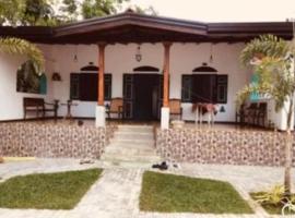 Vintage River View Villa, hotel en Panadura