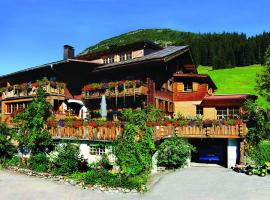 Biobauernhof Gehrnerhof am Arlberg, apartment in Warth am Arlberg