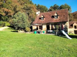 Gîte de France Gîte joulebois 3 épis - Gîte de France 4 personnes MAE-6444, Hotel in Saillac