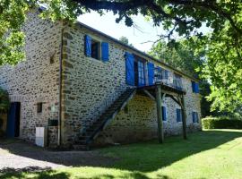 Gîte de France N°2 3 épis - Gîte de France 4 personnes MAE-9044, מלון בChampagnac-la-Noaille