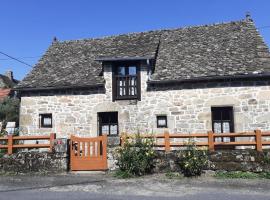 Gîte de France à Saint-Cirgues-la-Loutre 3 épis - Gîte de France 2 perso 054, apartamento em Saint-Cirgues-la-Loutre