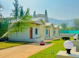 Tara's Hill Resort, resort i Lonavala