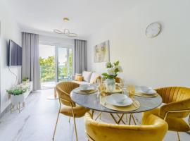 Złota Perła z Widokiem na Morze by Perłowa Przystań Rent, Hotel in Sianożęty