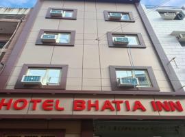 Hotel Bhatia Inn by StayApart, помешкання типу "ліжко та сніданок" у місті Харідвар
