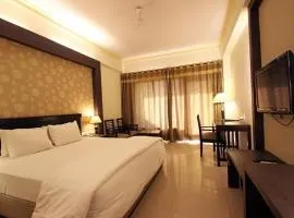 4 hotel in Neemrana 4 hotel in Neemrana