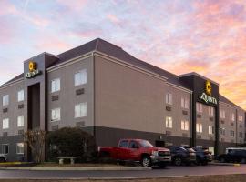 La Quinta by Wyndham Knoxville Airport, hotell i Alcoa