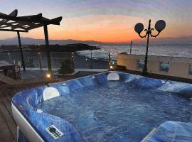Corinth rooftop seaview apartment – hotel w mieście Kórinthos