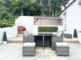 Marazion Charming Retreat for 6 with Social Garden