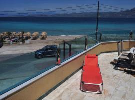 CORINTH SEASIDE FAMILY APARTMENT – hotel w mieście Kórinthos