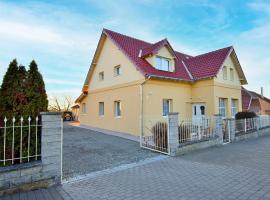 Palmy Apartmanhouse Maglód, Hotel mit Parkplatz in Maglód