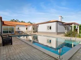 Villa Rosa com Piscina e Jacuzzi