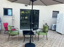 סוויטה במושב פסטורלי רומנטי ושקט