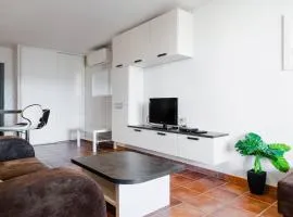 Appartement T3 climatisé avec piscine, balcon, parking, à 400m de la plage - Narbonne-Plage - FR-1-409-30