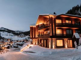 Residence Chalet L'Salvan, serviced apartment in Selva di Val Gardena