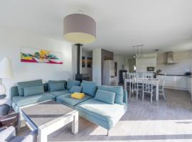 Les Vignets comfortable holiday home, hotel in Sainte-Honorine-des-Pertes