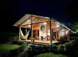 Romantic Private Cabin in the Forest, Bungalows Tulipanes