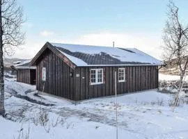 3 Bedroom Lovely Home In Røn