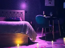 Love Room L' Orientale / Jacuzzi / Sauna