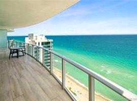 Direct Oceanfront Hyde Residence, hotel con piscina a Beverley Beach