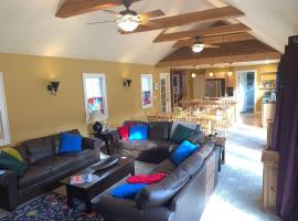 Stratton Farmhouse in Hidden Orchard, Rawsonville, hotel sa Rawsonville