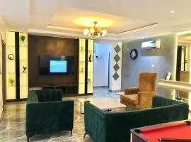 Elegant 3 Bedroom Apartment