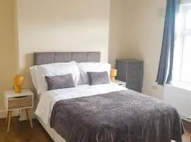 Evo Zen -Gravesend 1 Bedroom Flat 2 Min Walk to Station & Town Centre