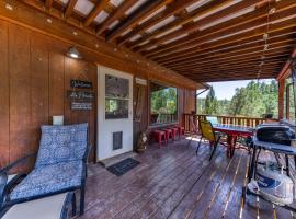 Whispering Woods and Forest Haven: Rest and Relaxation at its Finest!, hotel Altóban