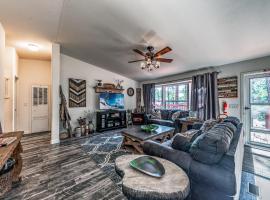 Willow House: 3 Bedrooms, Private Hot Tub, Views!!, spa hotel in Ruidoso