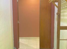 NR CYBER ROOMSTAY 2-Shared Apartment, δωμάτιο σε οικογενειακή κατοικία σε Cyberjaya