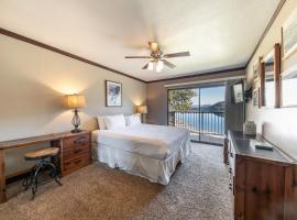 Spacious Condo w/Lake View #247 at Donner Lake Village, Hotel in Truckee