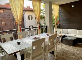 SeaRent Dream Home in Santa Marina - 2 bedrooms, 2 baths and a HUGE terrace, hotel com banheiras de hidromassagem em Sozopol