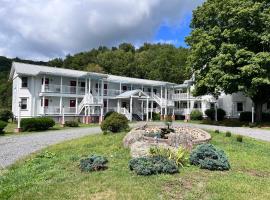 Mountain Quest Inn, Hotel in Marlinton