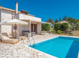 Villa Boscheto Tria, vakantiehuis in Agios Leon