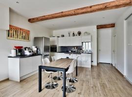 Somptueux saint-genois, apartament din Saint-Genis-Laval