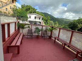 Homely environment ideal for a home away from home, rantatalo kohteessa Gros Islet