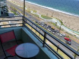 Agua Marina Iqq, hotel with parking in Iquique