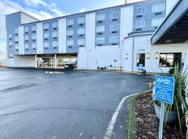 Shilo Inn Suites Salem, hotel con parking en Salem