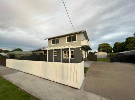 Irene June Coastal Retreat, hotel en Lakes Entrance