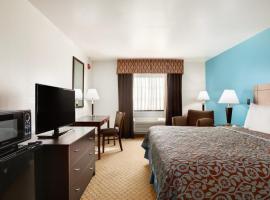 Days Inn & Suites by Wyndham Conroe North, hotell i Conroe