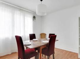 Superbe appartement lumineux et calme, khách sạn ở Saint-Ouen