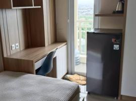 Student Haven Compact Studio at B Residence BSD: Tjilandak şehrinde bir daire