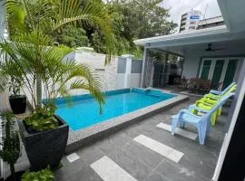 Homestay with pool kuantan