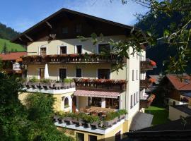 Landhotel Almrösl im Großarltal – hotel w mieście Hüttschlag