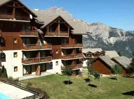 Résidence Parc Aux Etoiles - CH33PAE - CHALET TRIPLEX 4 CHAMBRE, TERRASSE ET BALCON MAE-2274