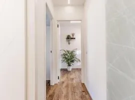 LoungeFloor Metro A Netflix & Wi-Fi
