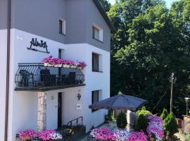 Villa Almira, hotel romántico en Polanica-Zdrój