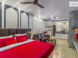 StayVista at Cityscape with Rooftop Pool - Jaipur