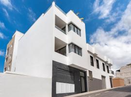 Casa Blanca Tenerife, apartment in Playa de San Juan