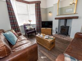 Driftwood Cottage, hotel sa Seahouses